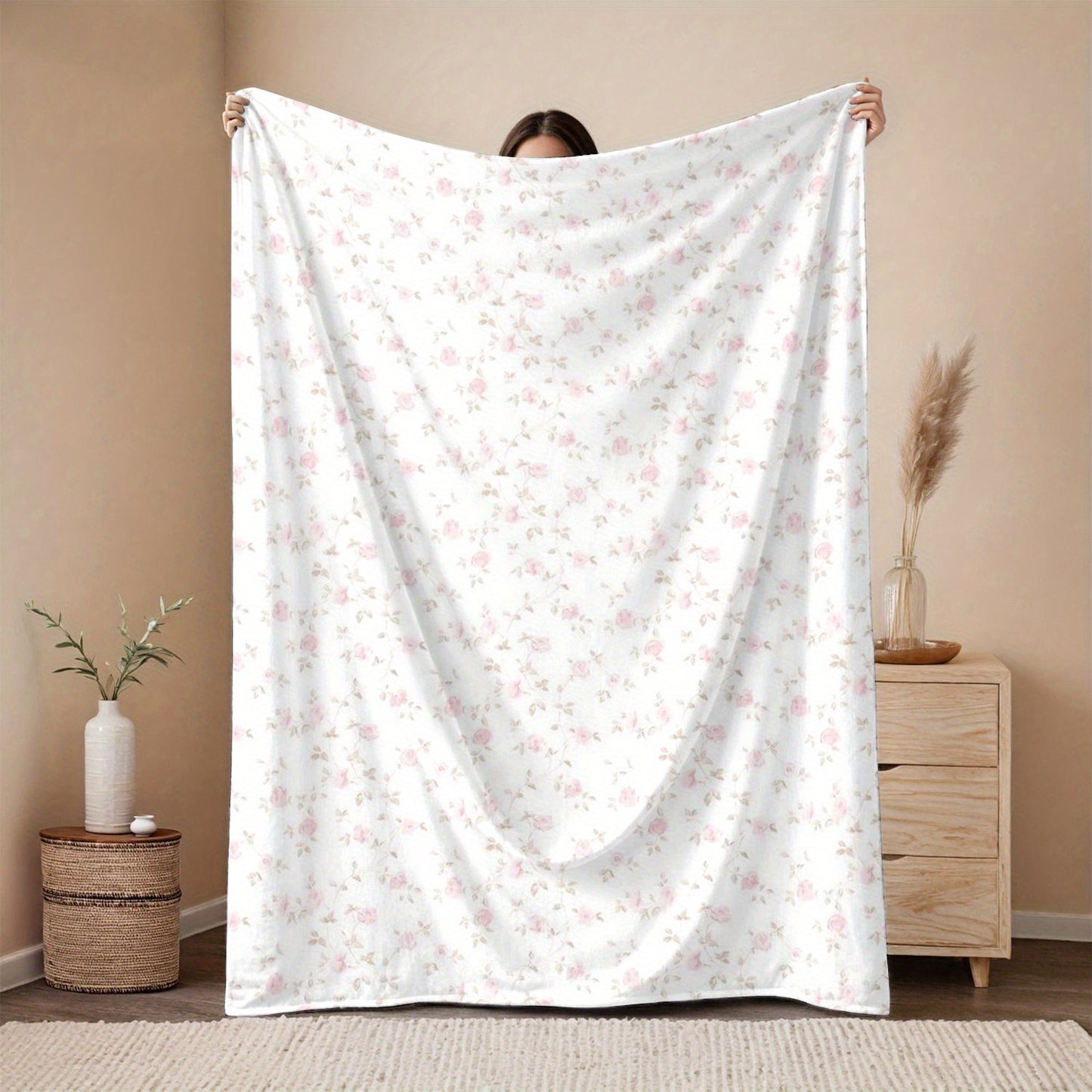 1pc 280Gsm Home Pink Flowers with White Background, Plant Pattern Large Flannel Blanket, Sofa, Bed Blanket, Car Blanket, Outdoor Garden Warm Blanket, Gift